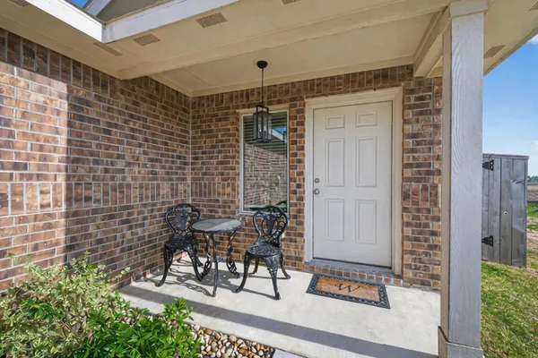 $245,000 | 2450 Ridge Oak Drive, Conroe, TX 77301