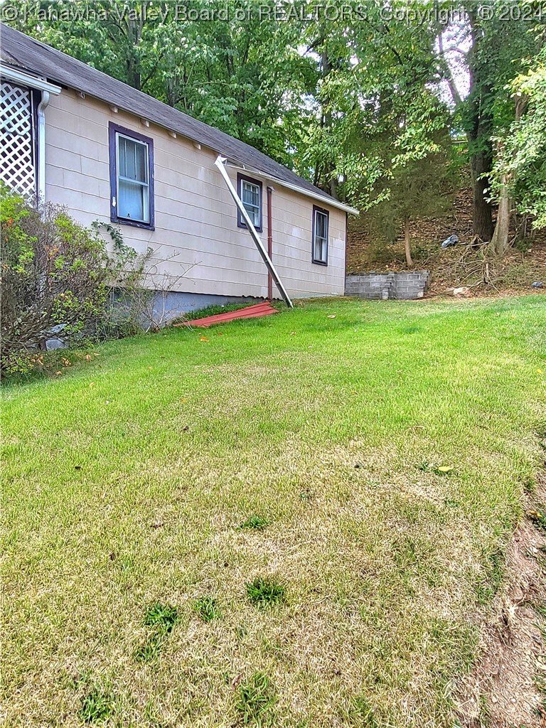 317 3rd Avenue Ripley, WV 25271 - Photo 4 of 13 Gallery Image 4