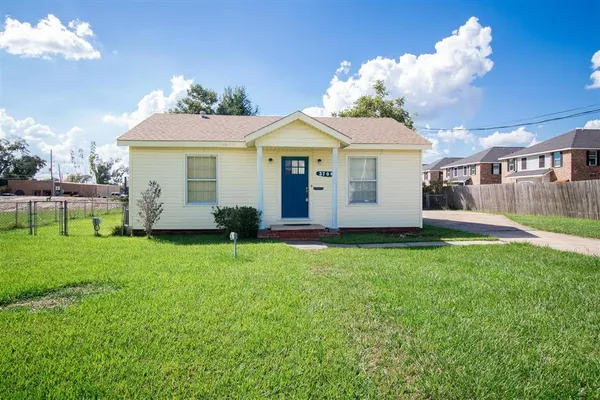 $164,900 | 3708 Auburn Street, Lake Charles, LA 70607
