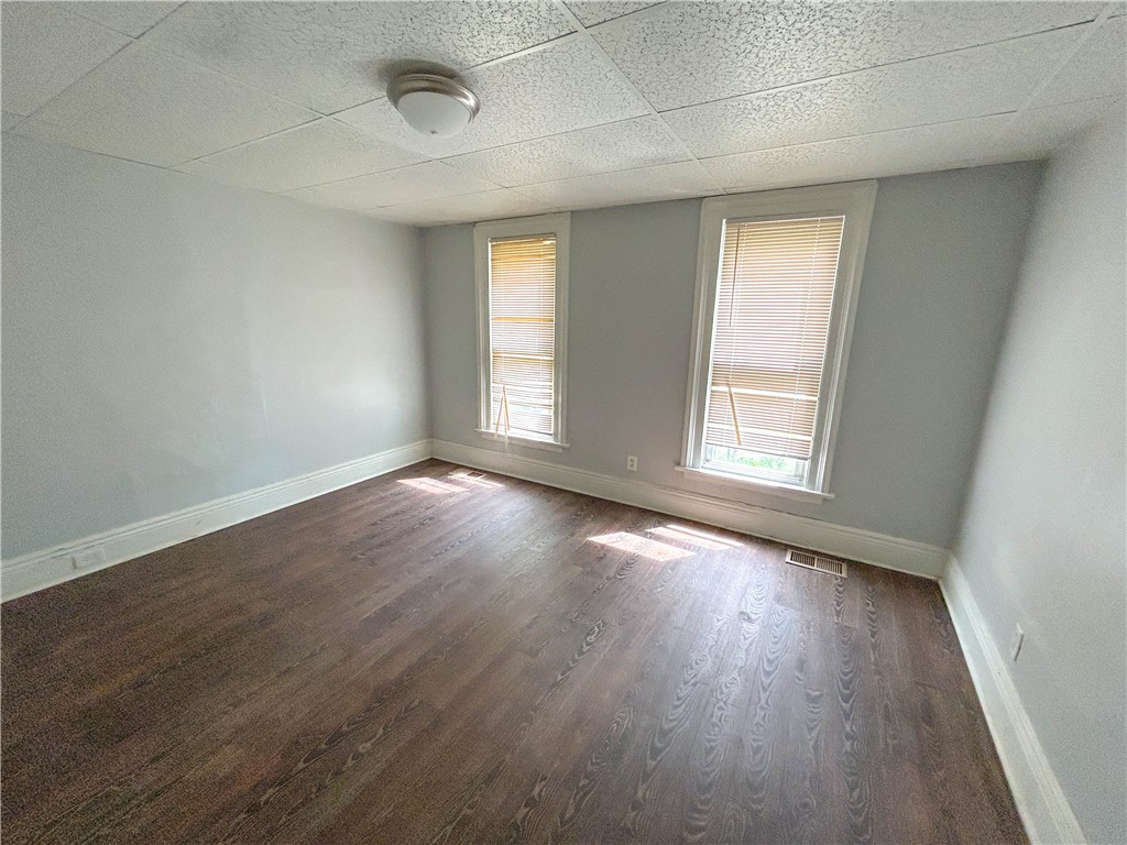 93 York Street Rochester, NY 14611 - Photo 3 of 20