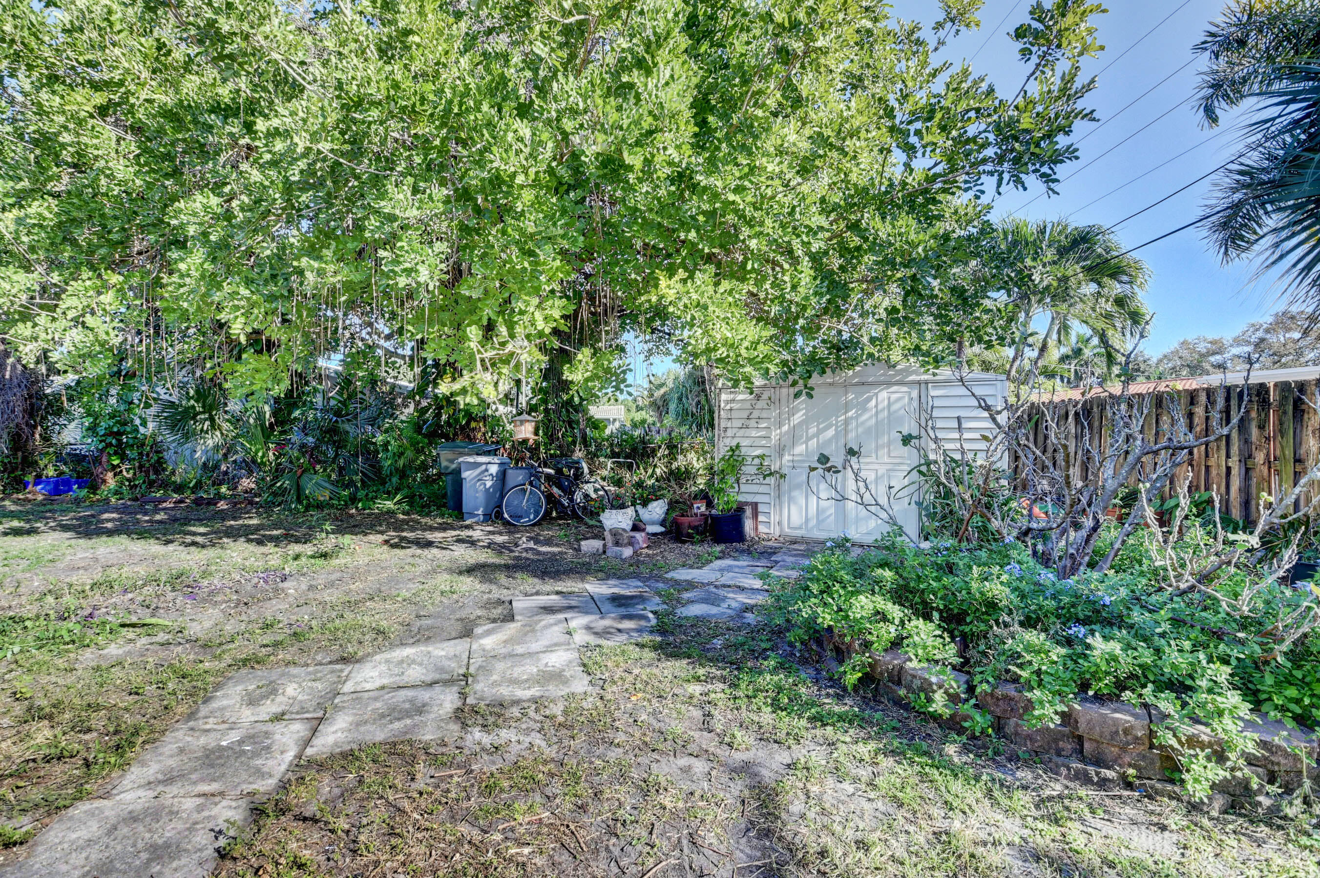 250 Northeast 27th Court Boca Raton, FL 33431 - Photo 42 of 44 40_dsc_7447_48_49_50_51
