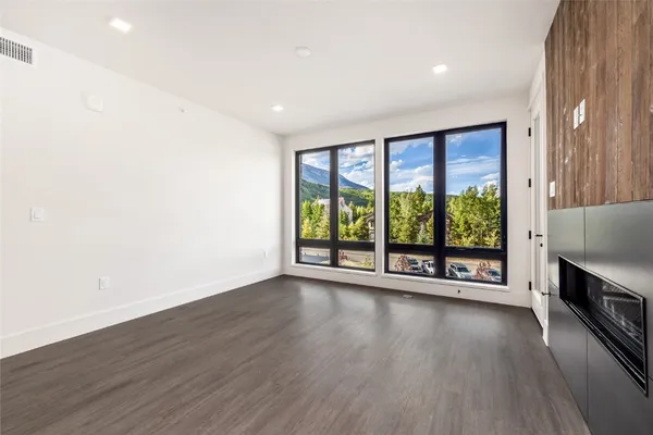 $1,692,800 | 80 West Main Street, Unit 101, Frisco, CO 80443