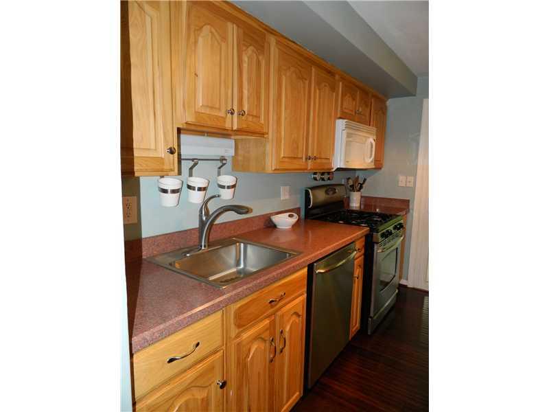 468 Marzolf Road Pittsburgh, PA 15209 - Photo 3 of 18 Kitchen.