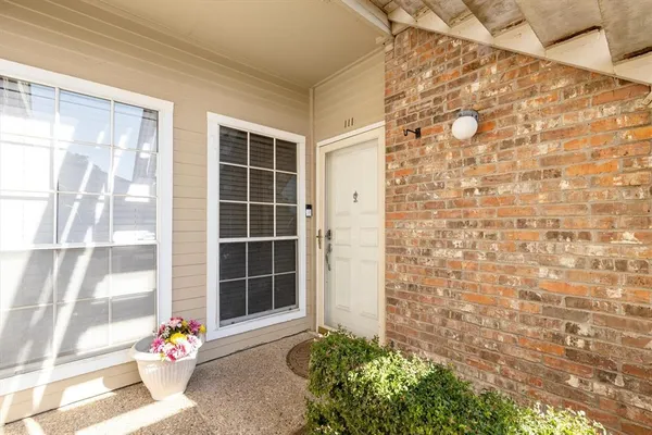 $235,000 | 3550 Country Square Drive, Unit 111, Carrollton, TX 75006