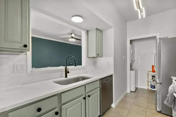 $235,000 | 3550 Country Square Drive, Unit 111, Carrollton, TX 75006