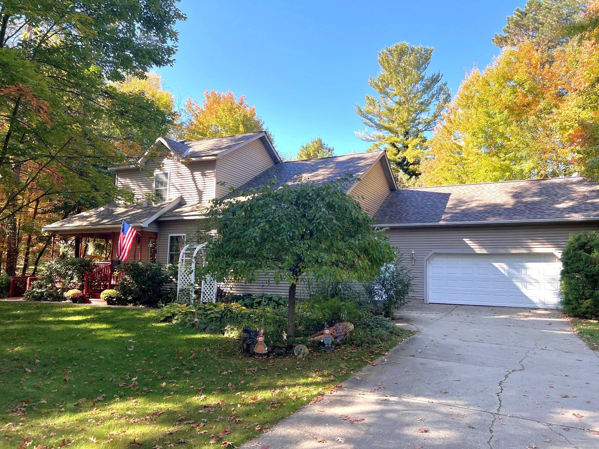 12130 South Beardslee Road Perry, MI 48872 - Photo 2 of 36 50158683-AD6BC84F-3C04-4499-8D2D-819C4D558952.JPG