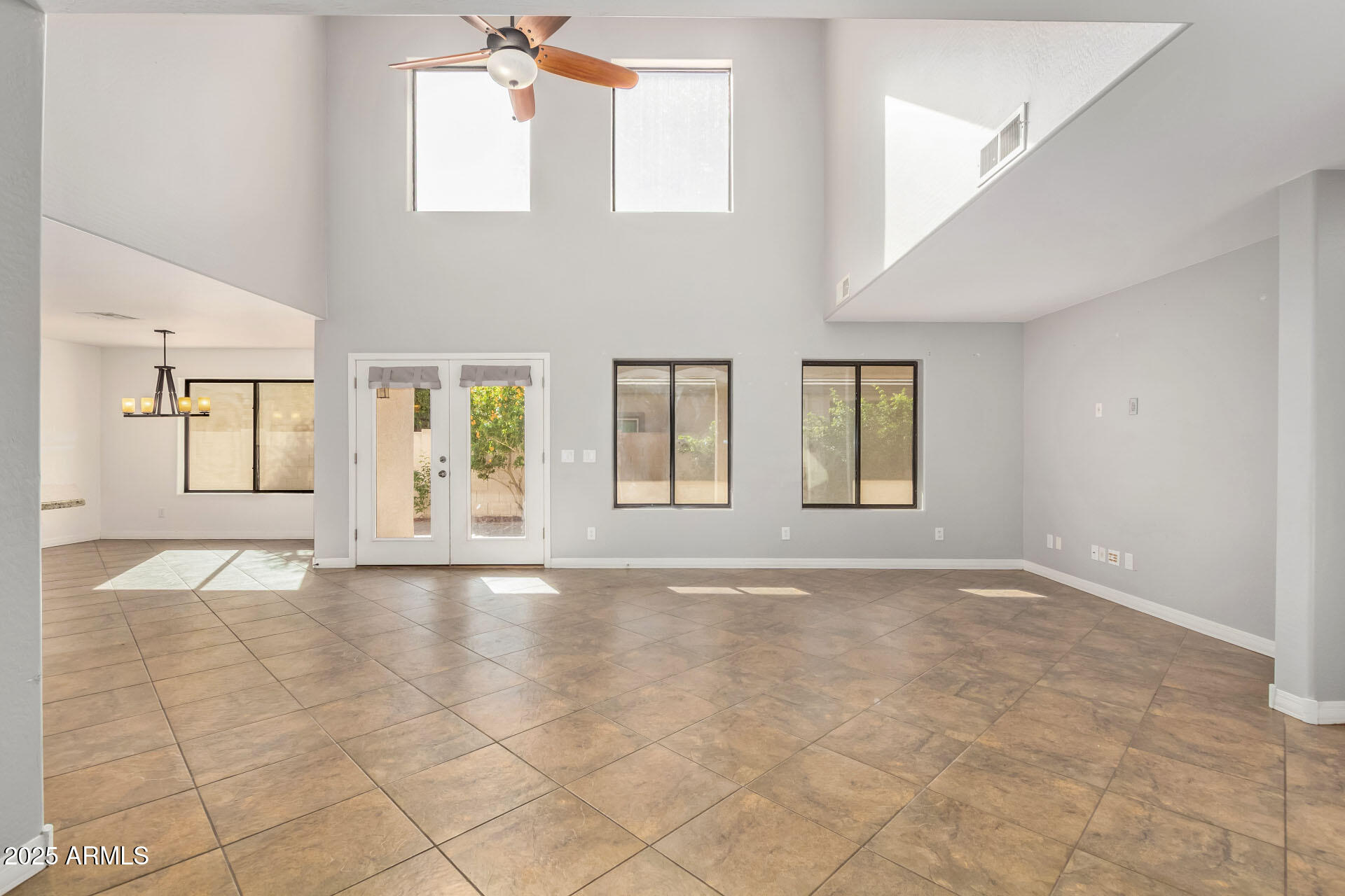 2179 East Cochise Avenue Apache Junction, AZ 85119 - Photo 11 of 46 Family Room 4