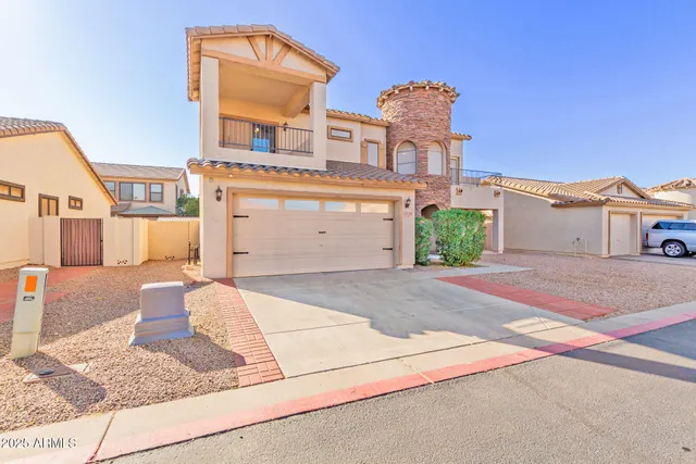 $400,000 | 2179 East Cochise Avenue, Apache Junction, AZ 85119