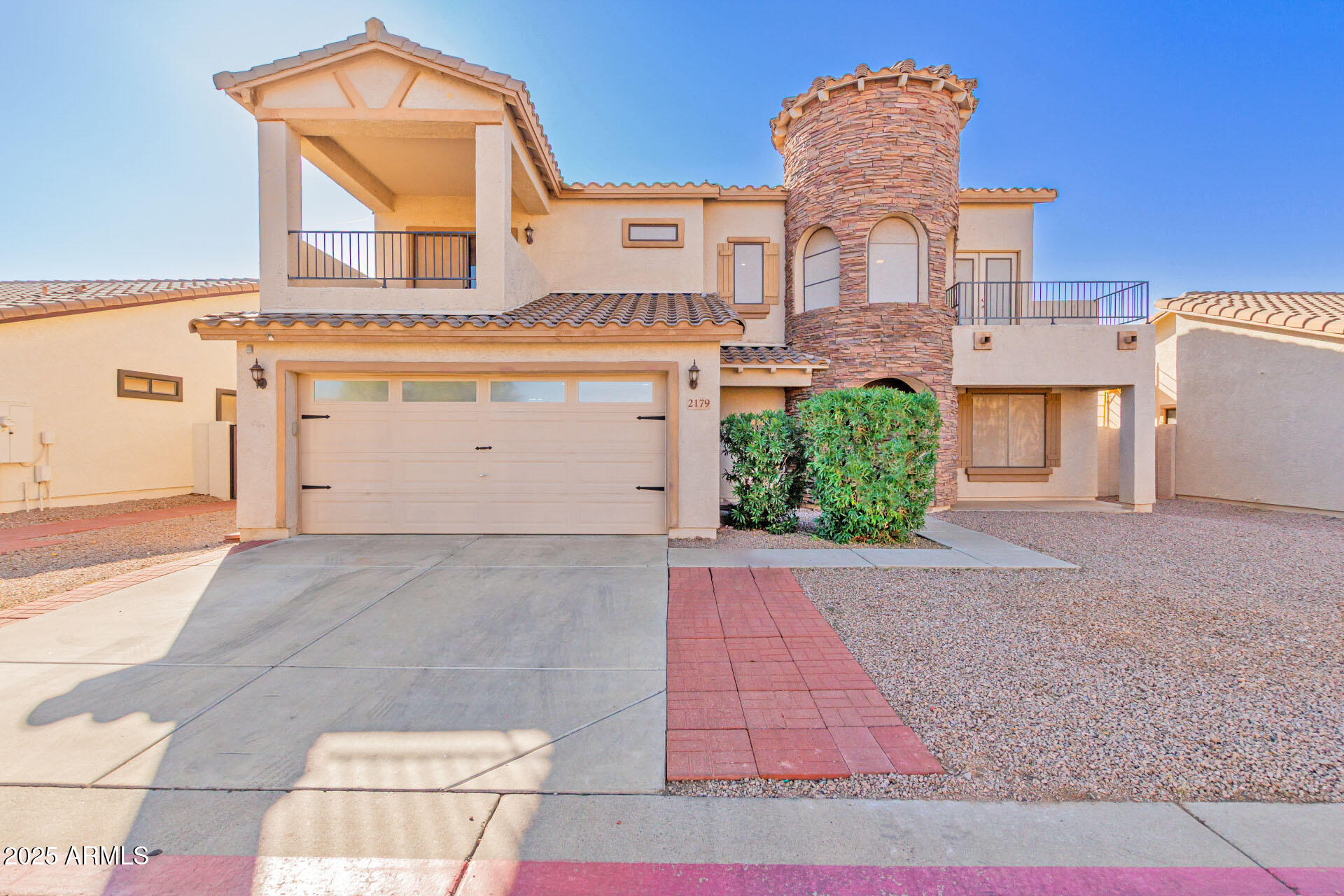 2179 East Cochise Avenue Apache Junction, AZ 85119 - Photo 39 of 46 Front 3