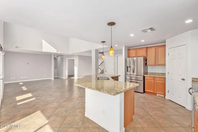 $400,000 | 2179 East Cochise Avenue, Apache Junction, AZ 85119