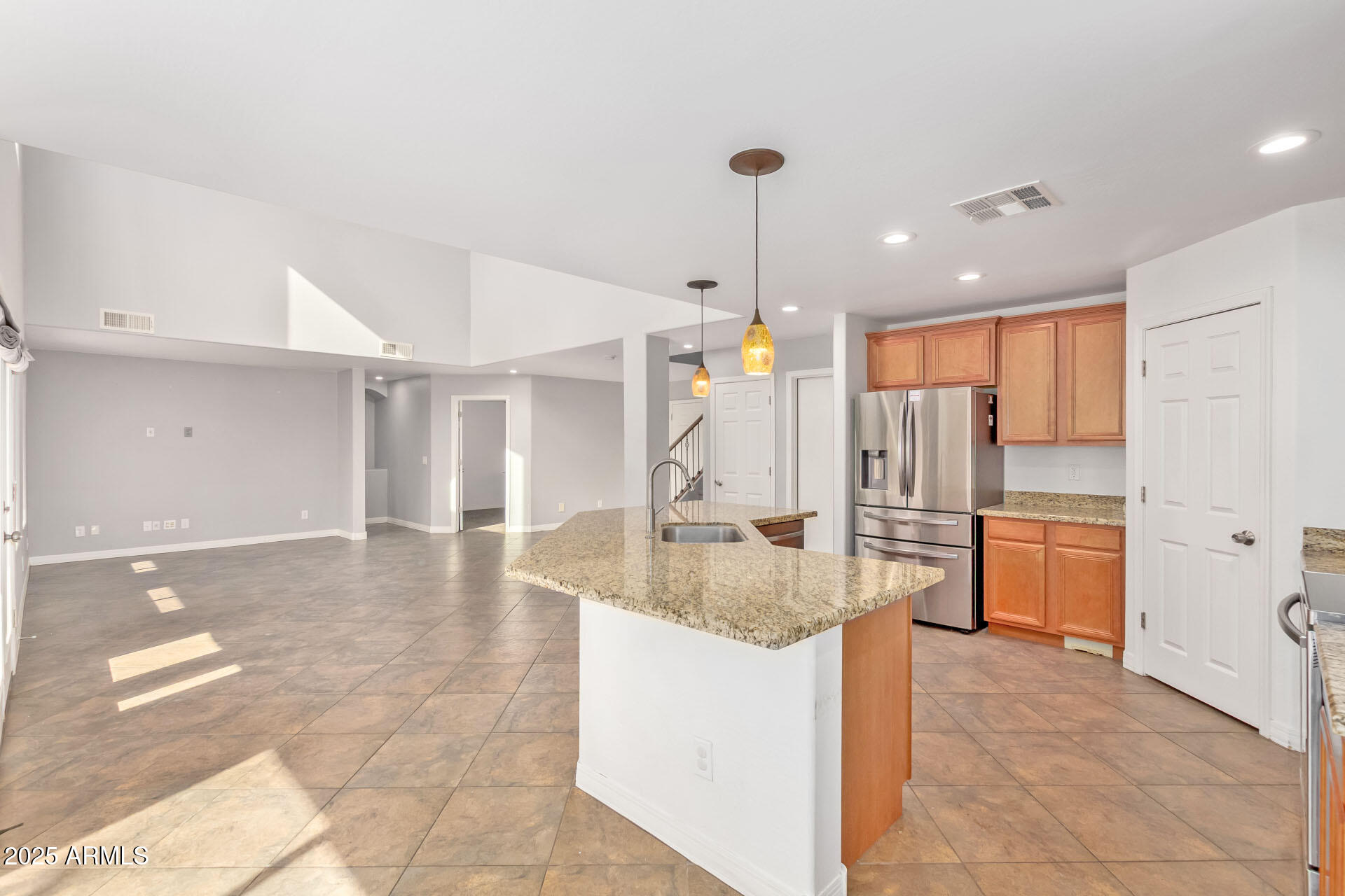 2179 East Cochise Avenue Apache Junction, AZ 85119 - Photo 5 of 46 Kitchen 4