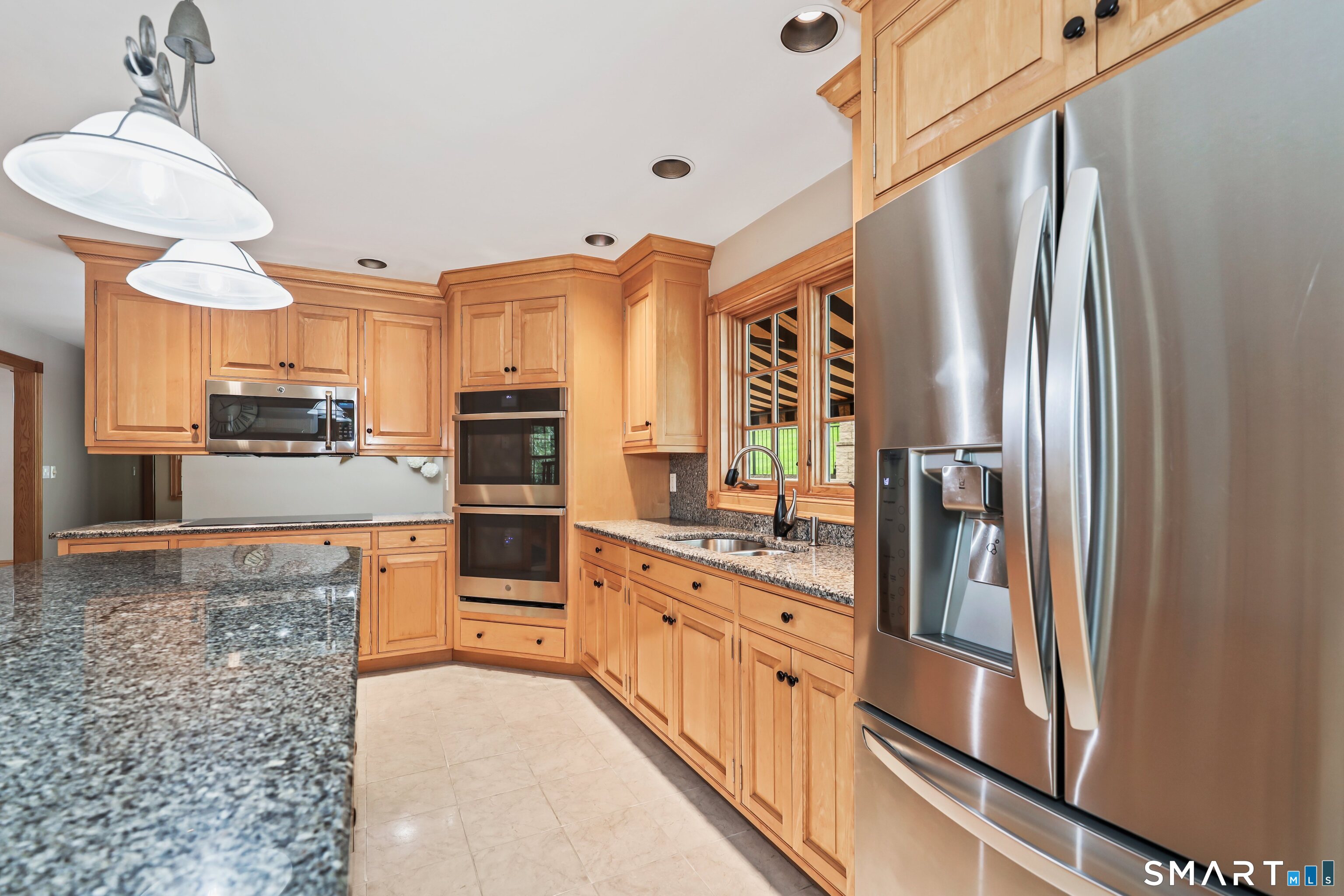 310 Carter Road Thomaston, CT 06787 - Photo 10 of 40
