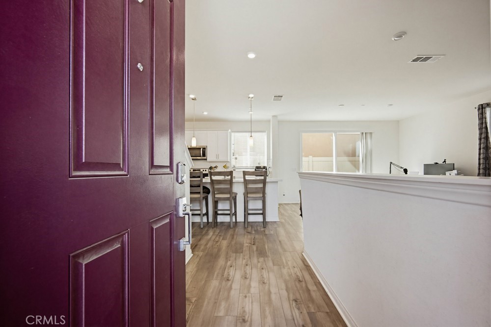 950 Helena Ridge Lake Elsinore, CA 92530 - Photo 7 of 41 Gallery Image 7