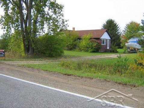 9337 East County Line Road Howard City, MI 49329 - Photo 7 of 9 20044209-6.JPG