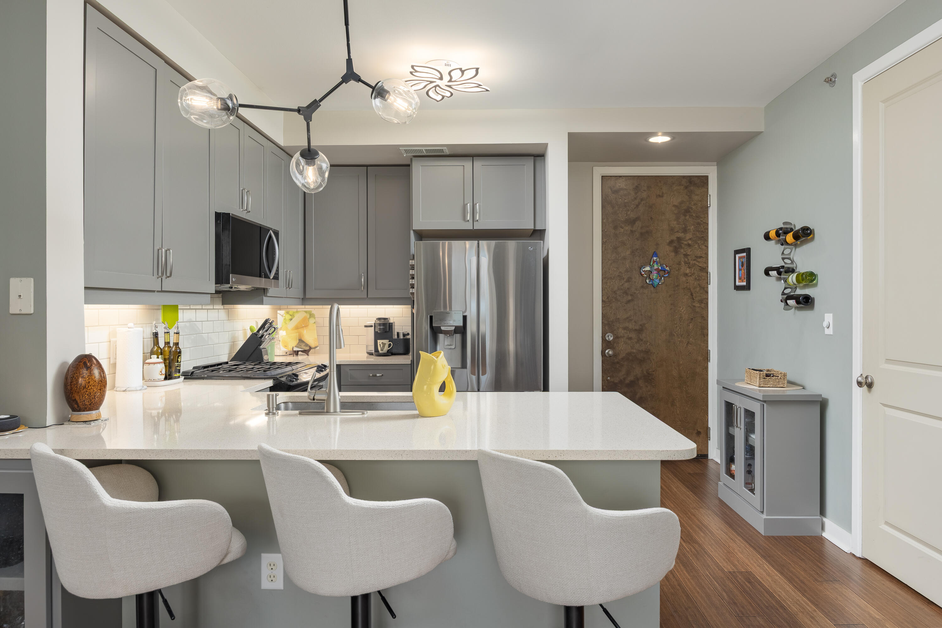 200 Manufacturers Road, Unit 629 Chattanooga, TN 37405 - Photo 1 of 34 Breakfast Bar