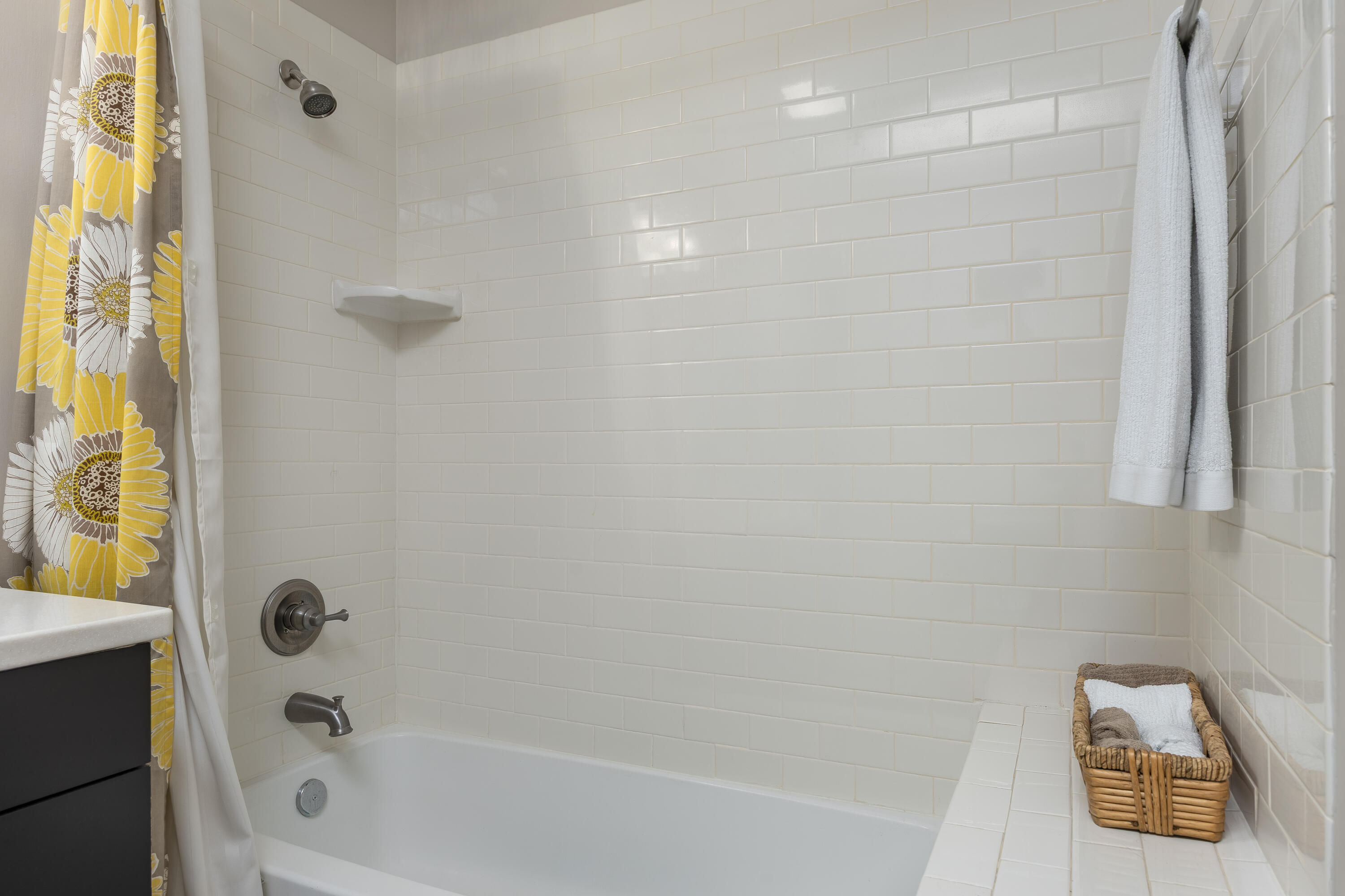 200 Manufacturers Road, Unit 629 Chattanooga, TN 37405 - Photo 28 of 34 Tub/Shower Combo
