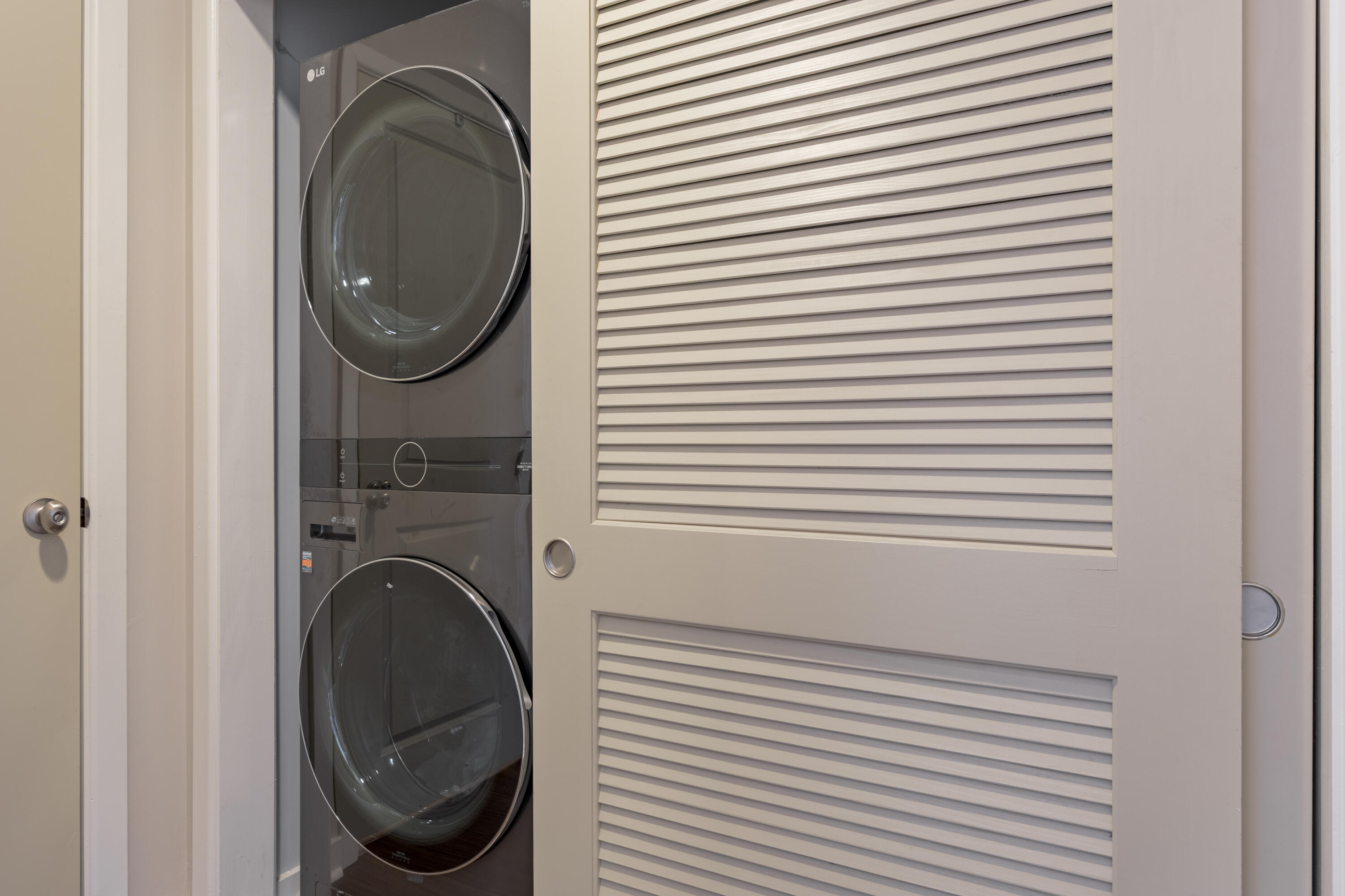 200 Manufacturers Road, Unit 629 Chattanooga, TN 37405 - Photo 29 of 34 Stackable Washer and Dryer