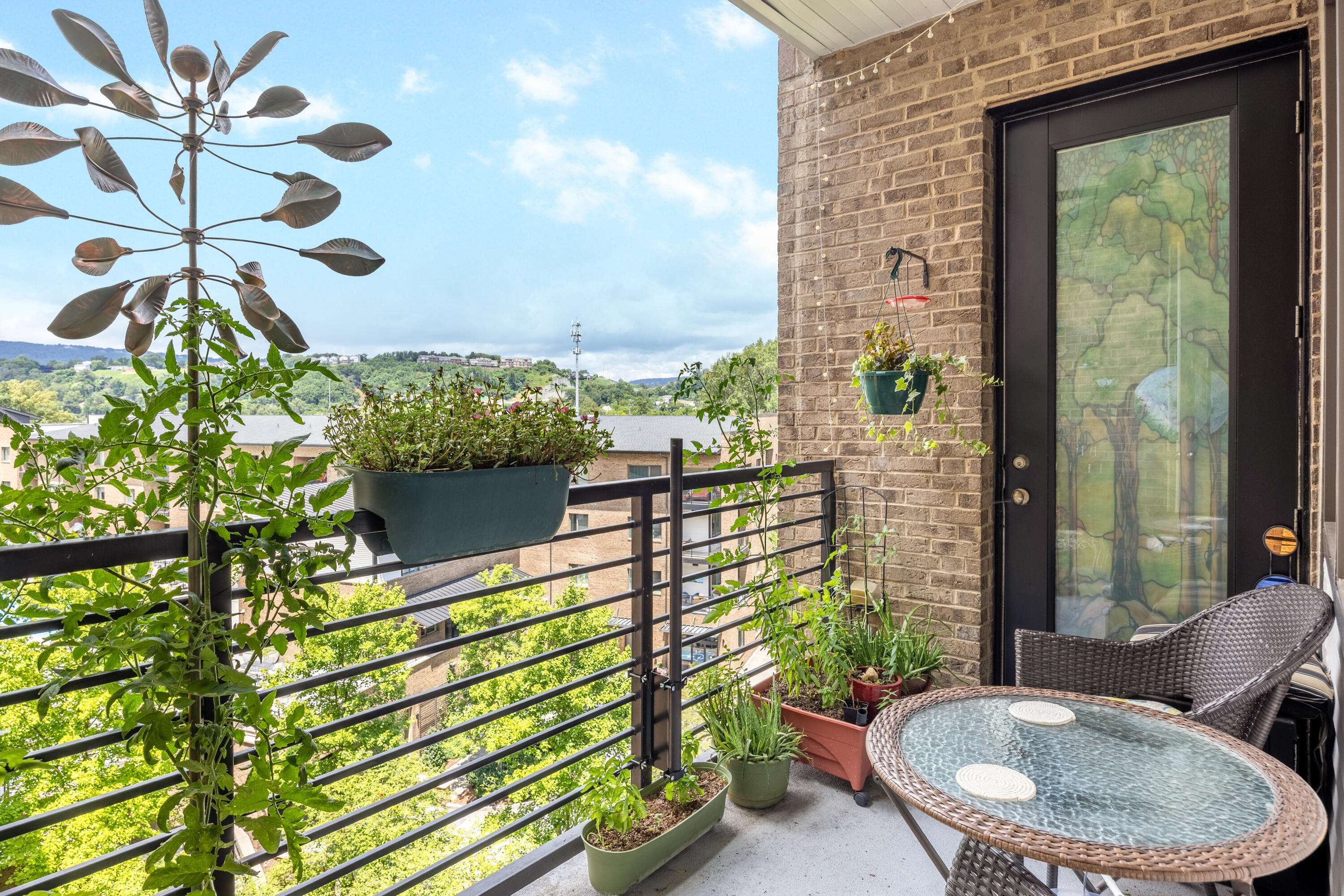 200 Manufacturers Road, Unit 629 Chattanooga, TN 37405 - Photo 9 of 34 Covered Balcony