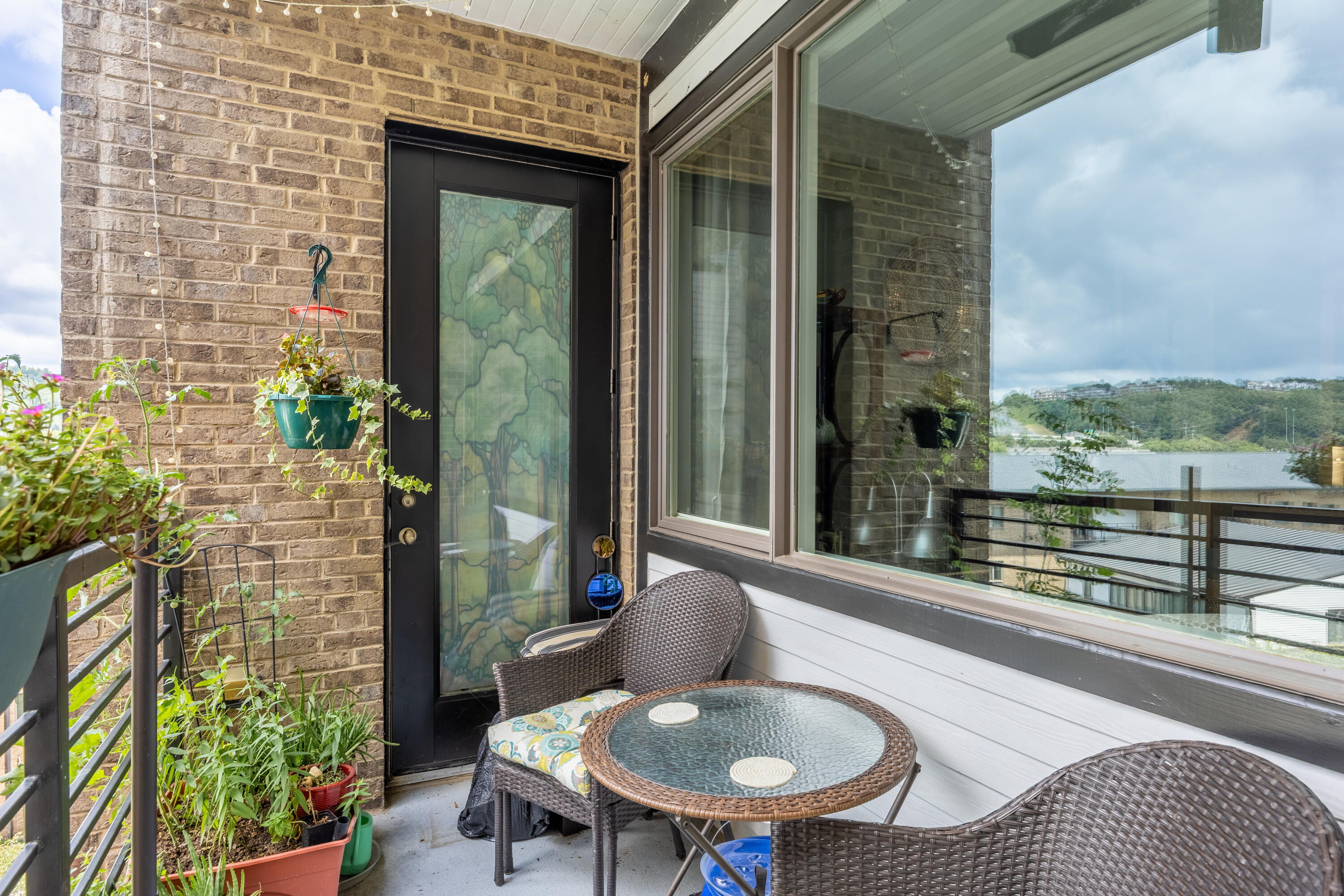 200 Manufacturers Road, Unit 629 Chattanooga, TN 37405 - Photo 10 of 34 Covered Balcony