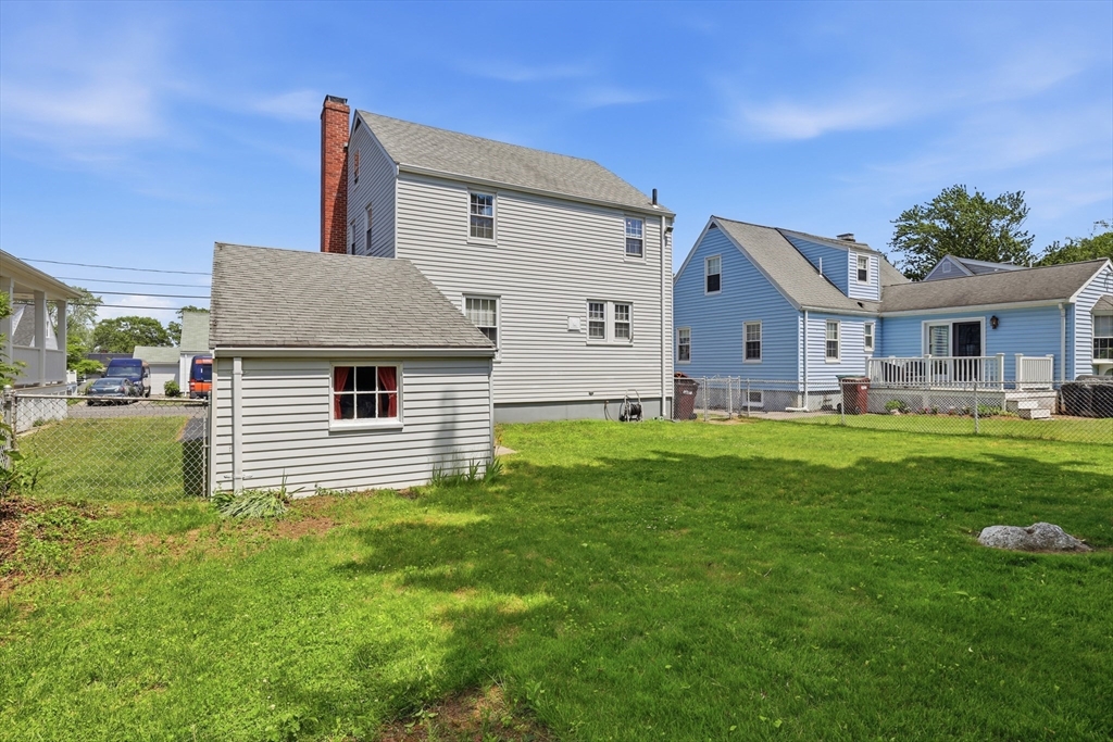 31 Beech Street Dedham, MA 02026 - Photo 36 of 40