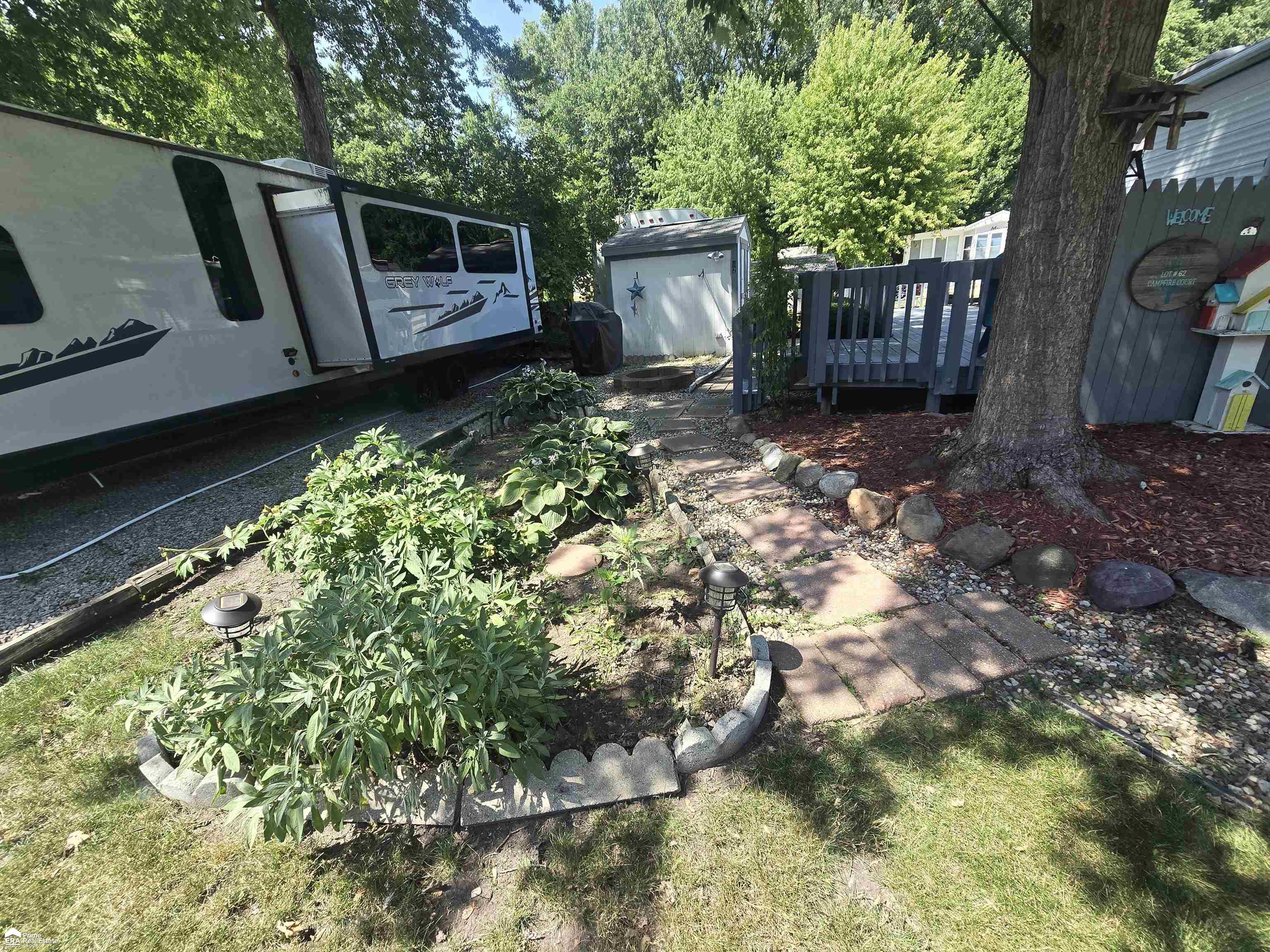10001 Goodall Road, Unit 62 Durand, MI 48429 - Photo 3 of 26