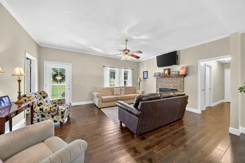 $474,900 | 102 Arrowood Drive, Cottontown, TN 37048
