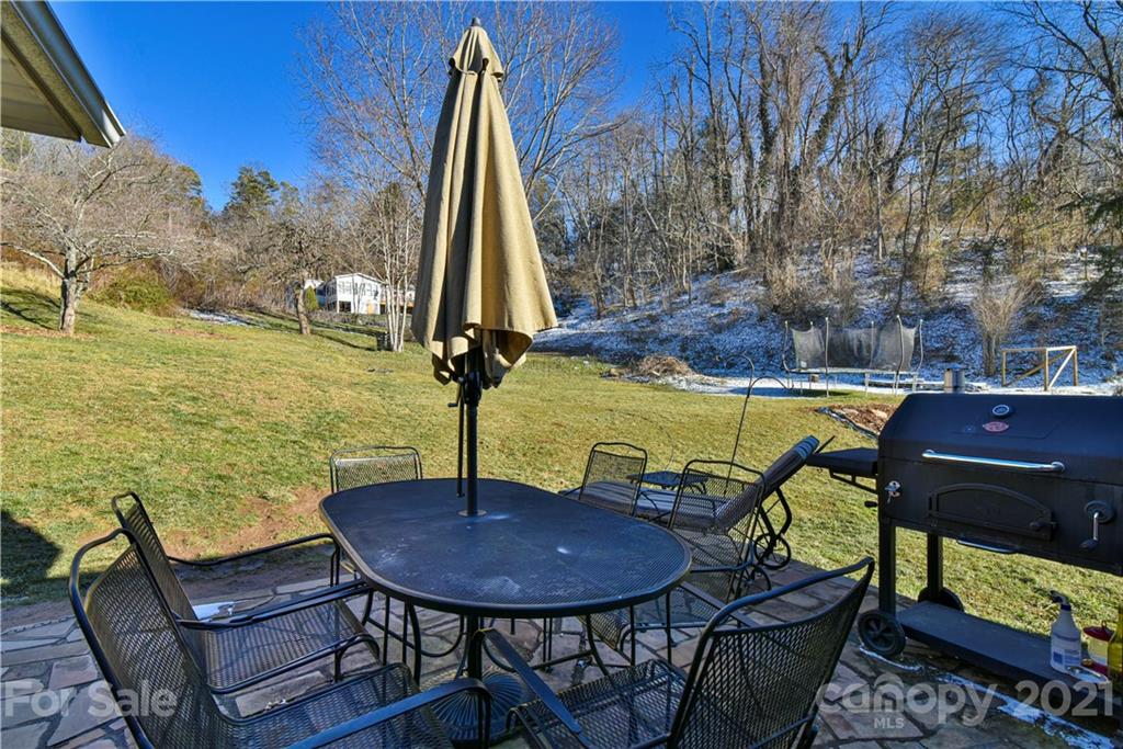 445 Raccoon Road Waynesville, NC 28786 - Photo 25 of 37 Gallery Image 25