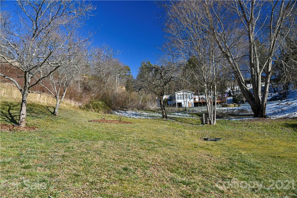 445 Raccoon Road Waynesville, NC 28786 - Photo 27 of 37 Gallery Image 27