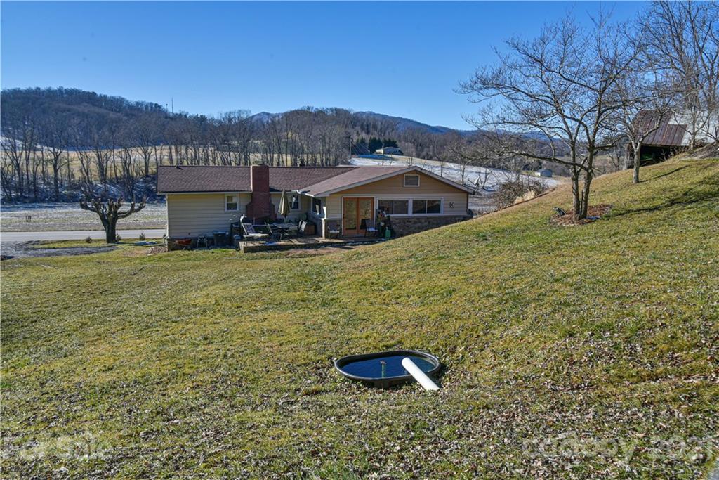 445 Raccoon Road Waynesville, NC 28786 - Photo 30 of 37 Gallery Image 30