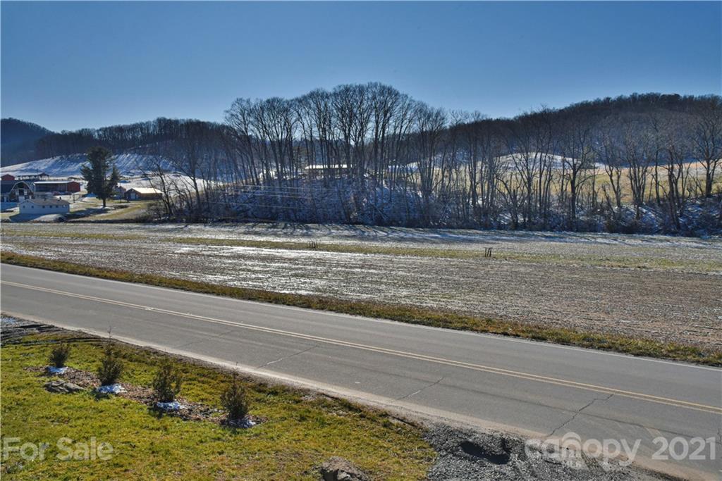 445 Raccoon Road Waynesville, NC 28786 - Photo 36 of 37 Gallery Image 36