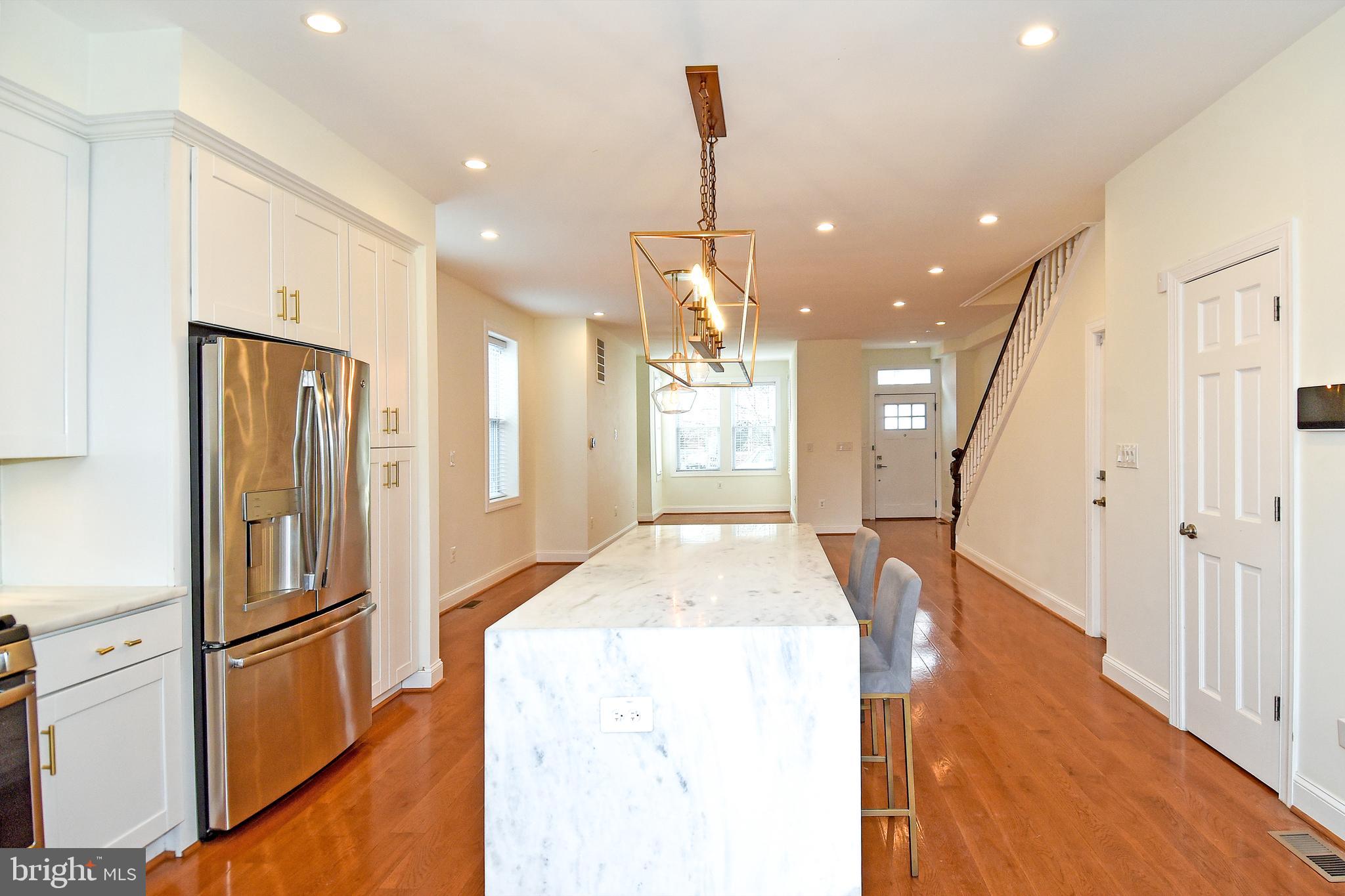 1117 Montello Avenue Northeast Washington, DC 20002 - Photo 5 of 64