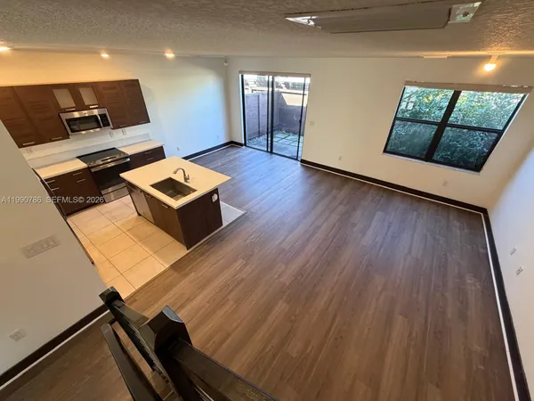$3,600 | 9143 Northwest 161st Street, Unit 9143, Miami Lakes, FL 33018
