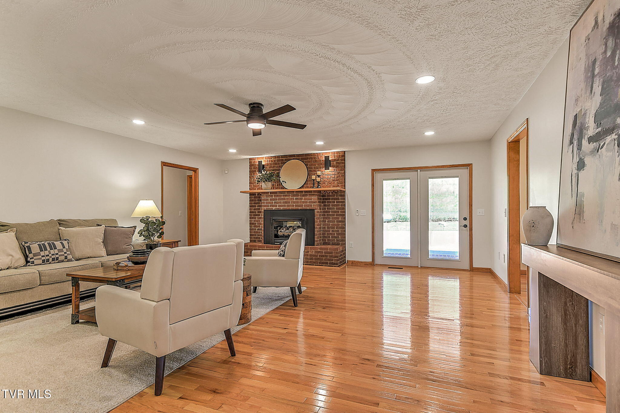 18137 Old Jonesboro Road Bristol, VA 24202 - Photo 19 of 90 42-web-or-mls-18137 Old Joboro GUnit-42