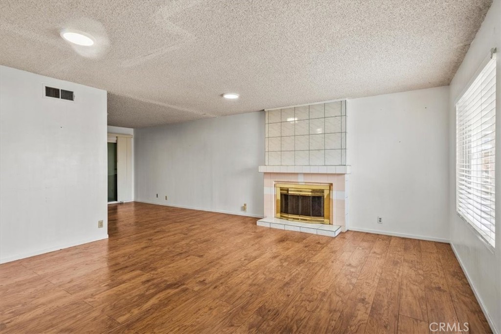21403 Catskill Avenue Carson, CA 90745 - Photo 2 of 26