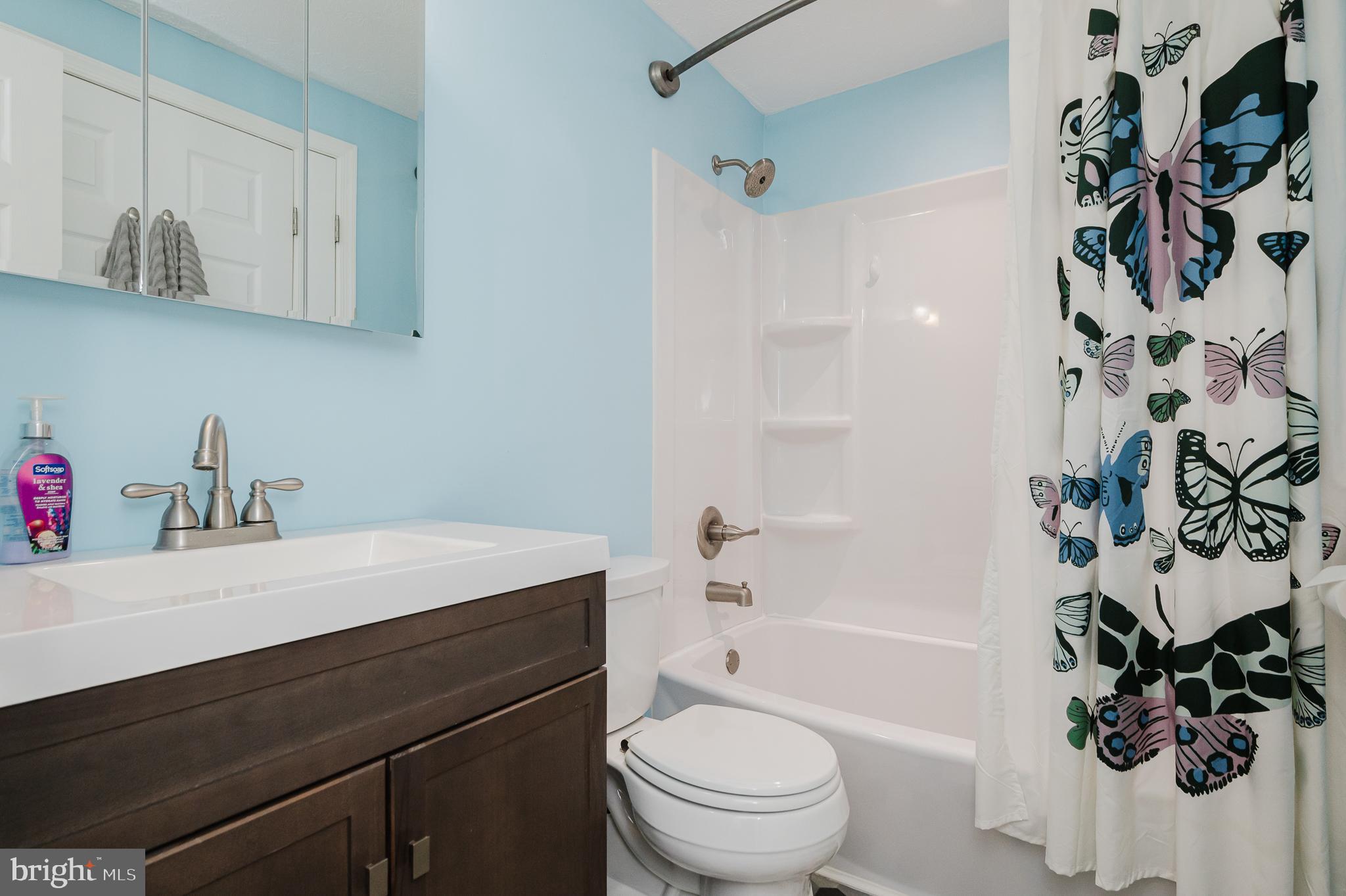 8628 Manorfield Road Nottingham, MD 21236 - Photo 27 of 50 Full Bathroom-Updated