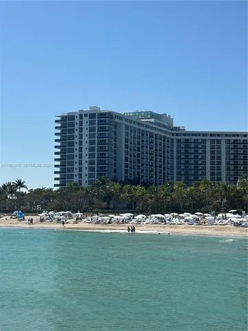 $3,300 | 10275 Collins Avenue, Unit 1402, Bal Harbour, FL 33154