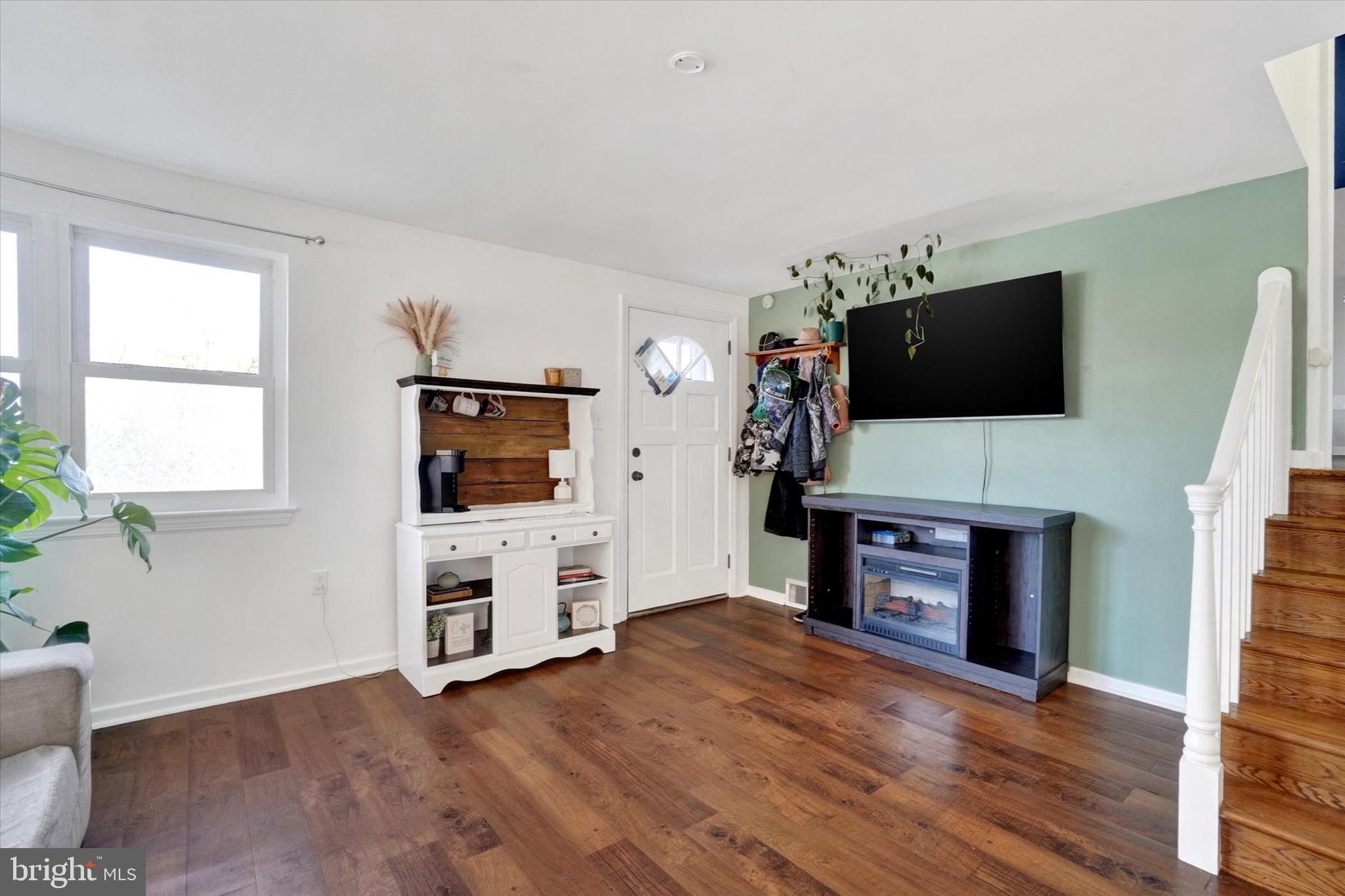 798 Priority Road York, PA 17404 - Photo 5 of 19