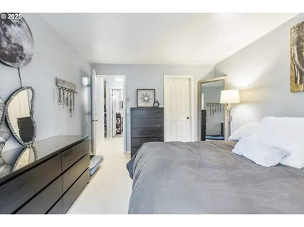 $275,000 | 4000 Carman Drive, Unit E68, Lake Oswego, OR 97035