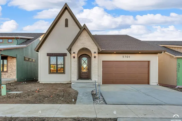 $669,000 | 5701 Johnson Drive, Lawrence, KS 66049