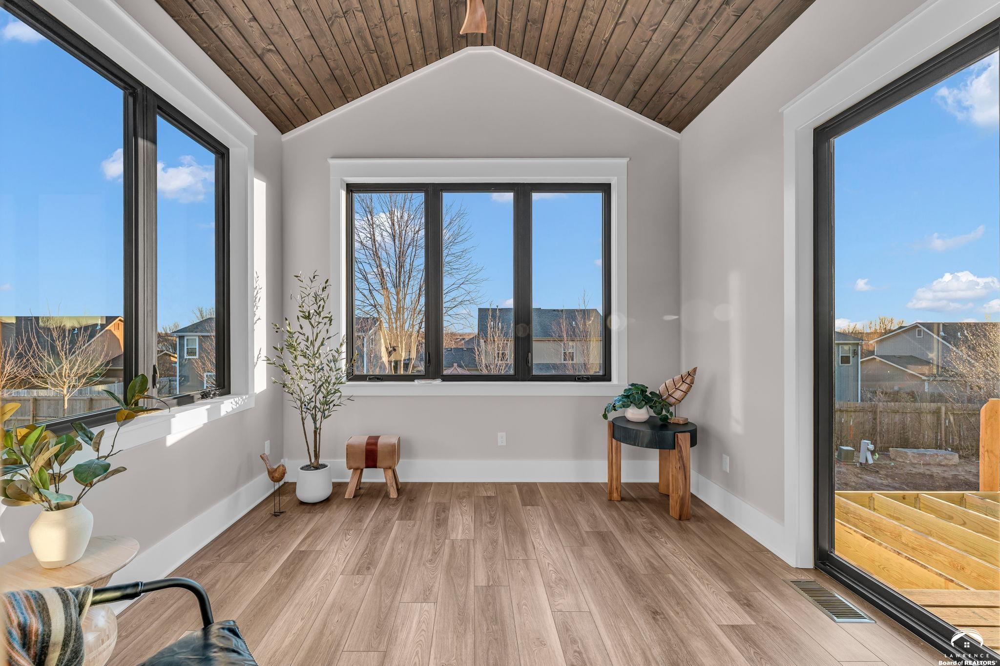 5701 Johnson Drive Lawrence, KS 66049 - Photo 25 of 55