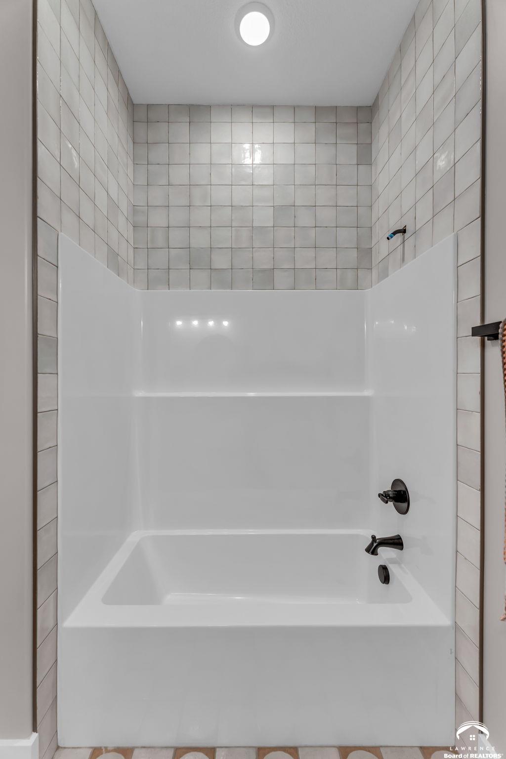 5701 Johnson Drive Lawrence, KS 66049 - Photo 43 of 55