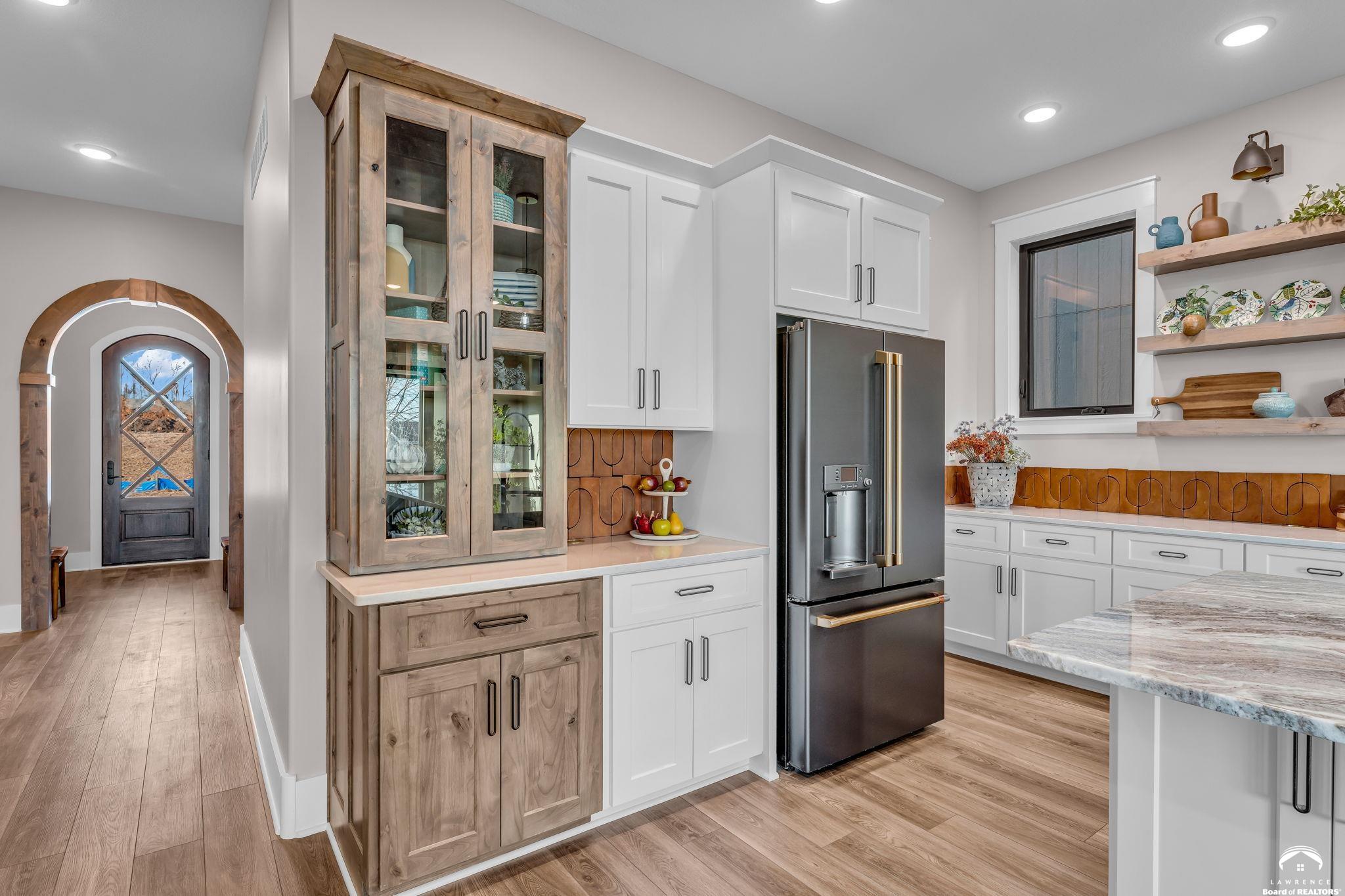 5701 Johnson Drive Lawrence, KS 66049 - Photo 10 of 55