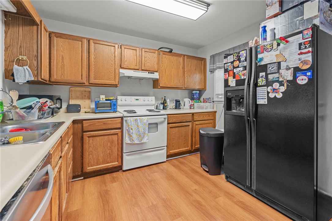 119 Clemson Street, Unit 3 AND 4 Clemson, SC 29631 - Photo 10 of 42 Spacious kitchen