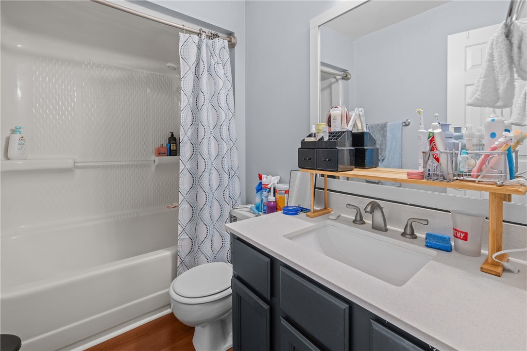 119 Clemson Street, Unit 3 AND 4 Clemson, SC 29631 - Photo 17 of 42 Updated vanity in full bath