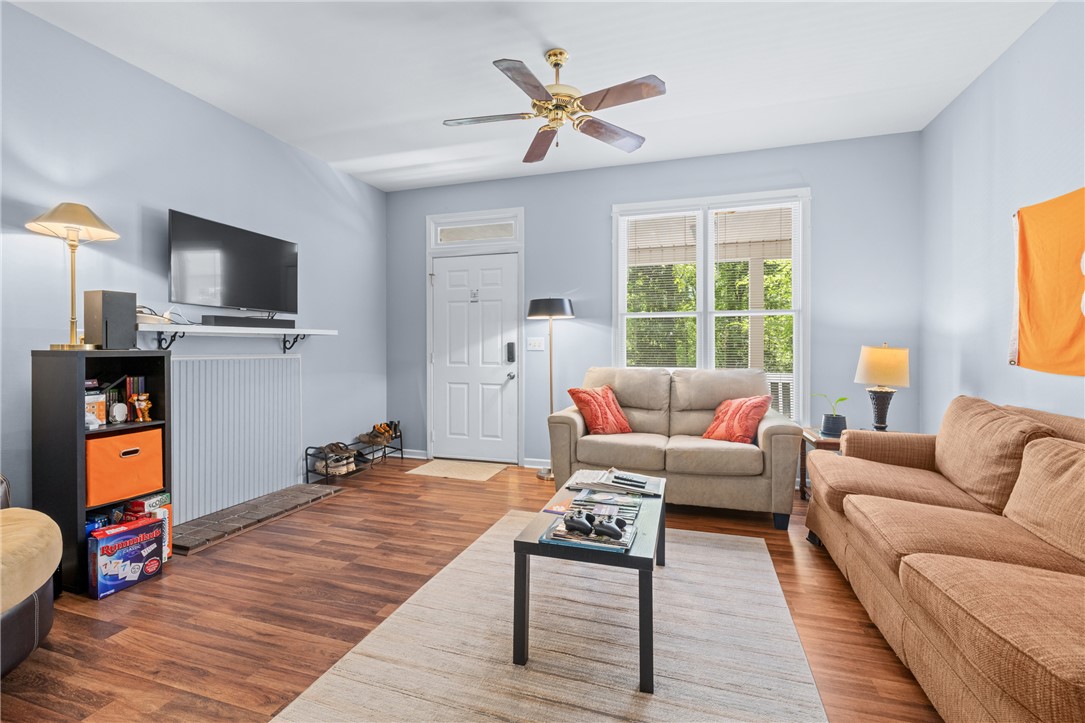 119 Clemson Street, Unit 3 AND 4 Clemson, SC 29631 - Photo 23 of 42 Living room