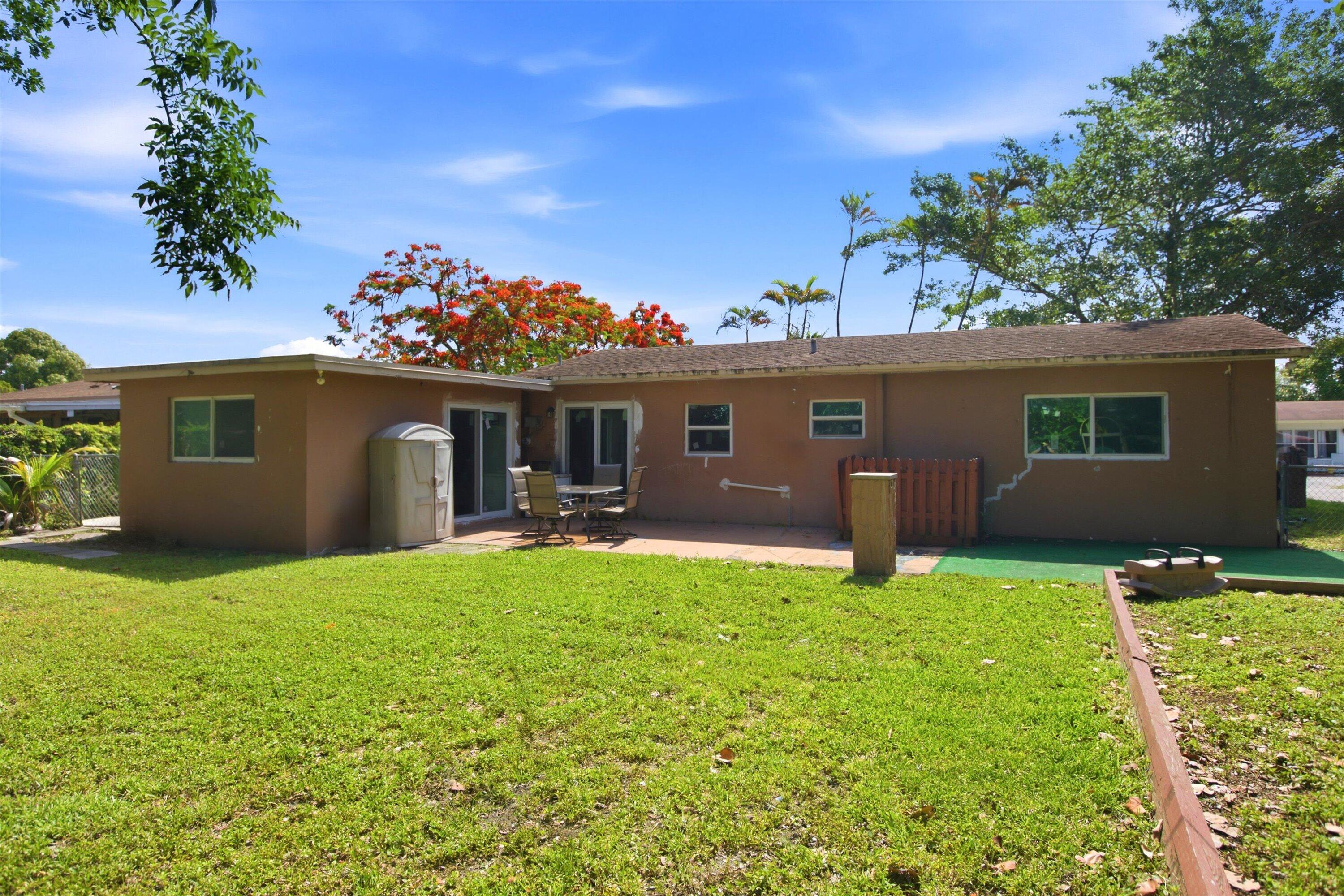 1671 North Cypress Road Pompano Beach, FL 33060 - Photo 27 of 34 28-Property Photo 028