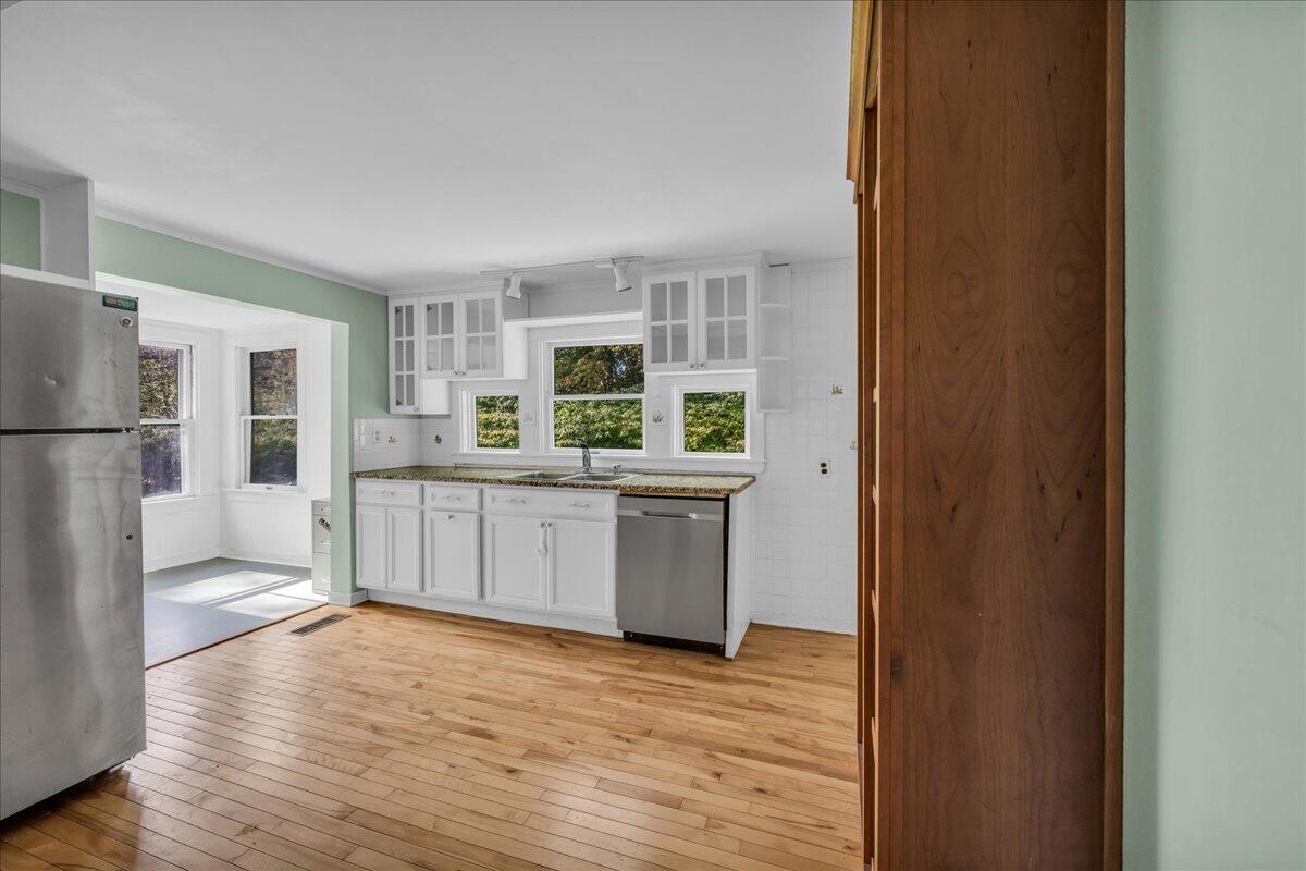 26 State Street Castine, ME 04421 - Photo 12 of 46 10-DSC_9370