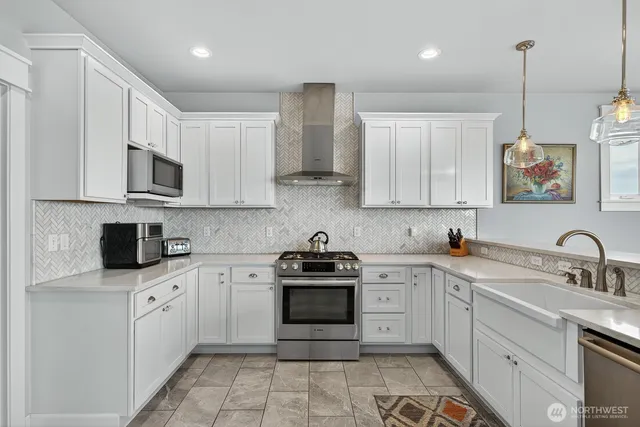 $999,000 | 3406 West 2nd Street, Anacortes, WA 98221