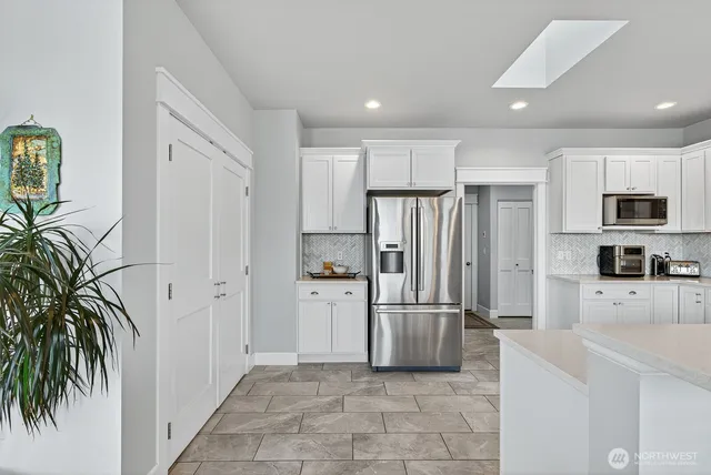 $999,000 | 3406 West 2nd Street, Anacortes, WA 98221