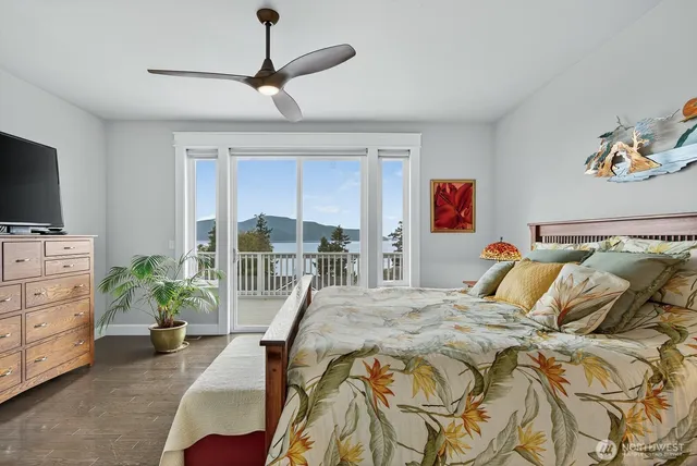 $999,000 | 3406 West 2nd Street, Anacortes, WA 98221